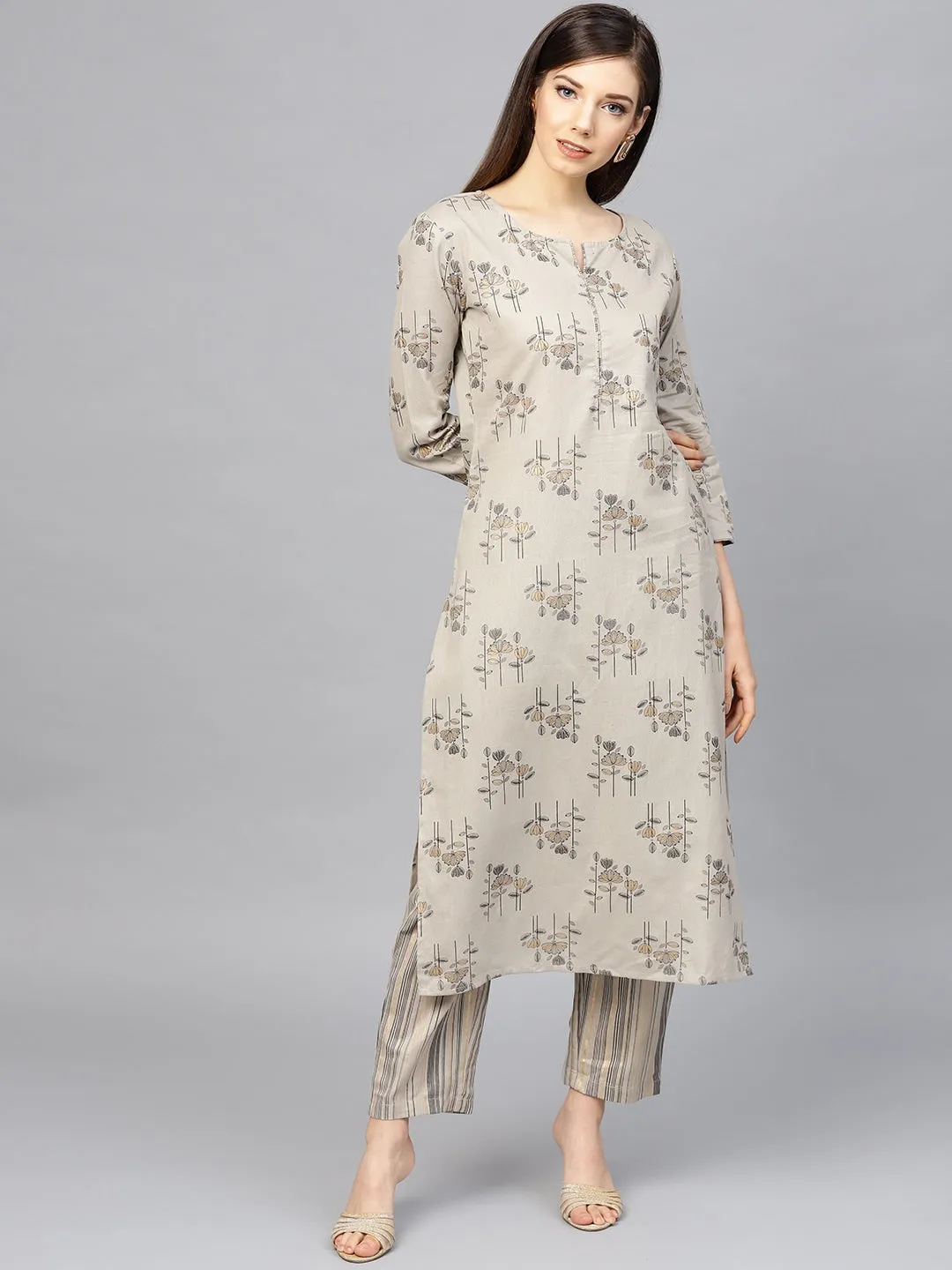 Women Grey & Golden Printed Kurta Set