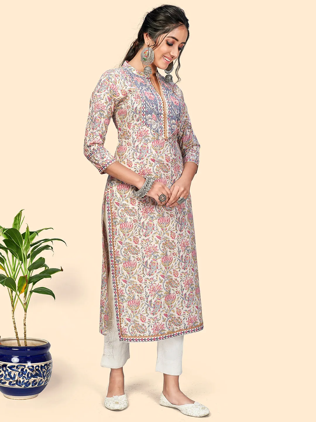 Women'S Cotton Printed & Gota Patti Straight Stitched Kurt