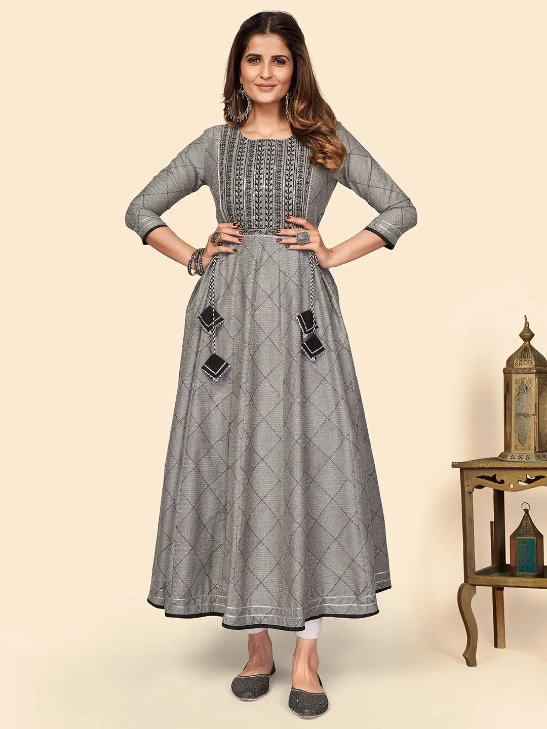 Women'S Embroidered Anarkali Cotton Bland Grey Stitched Kurta