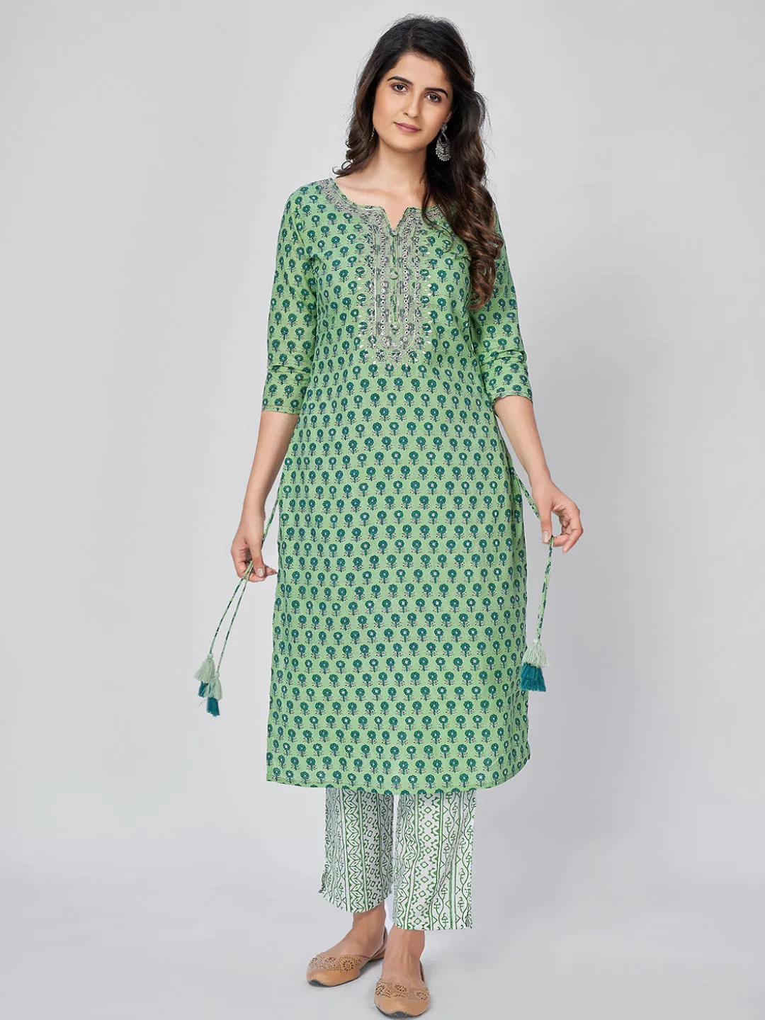 Women'S Printed & Embroidered Straight Cotton Pista Kurta Pant With Dupatta