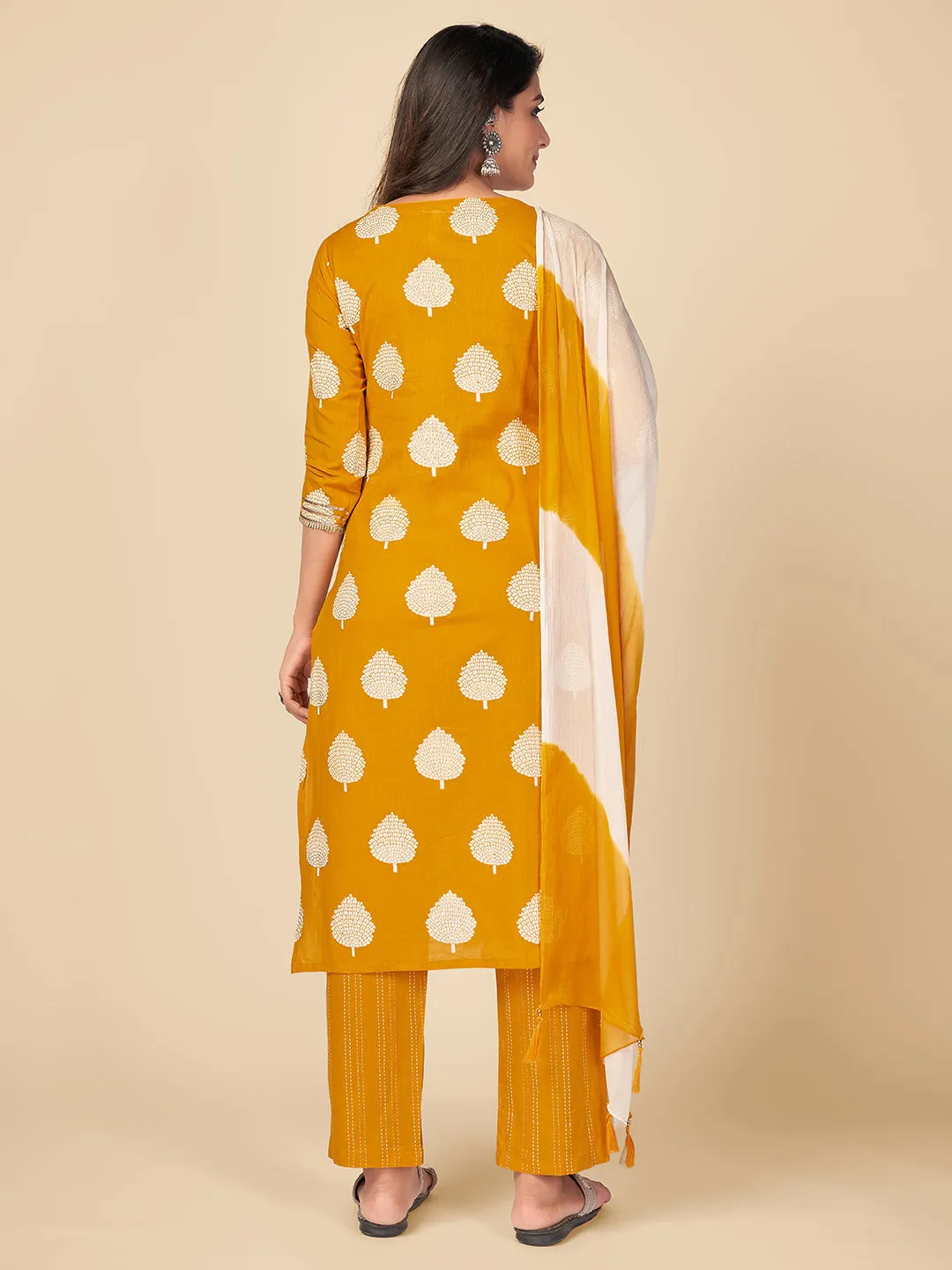 Women'S Printed & Hand Work Straight Cotton Yellow Kurta Pant With Dupatta